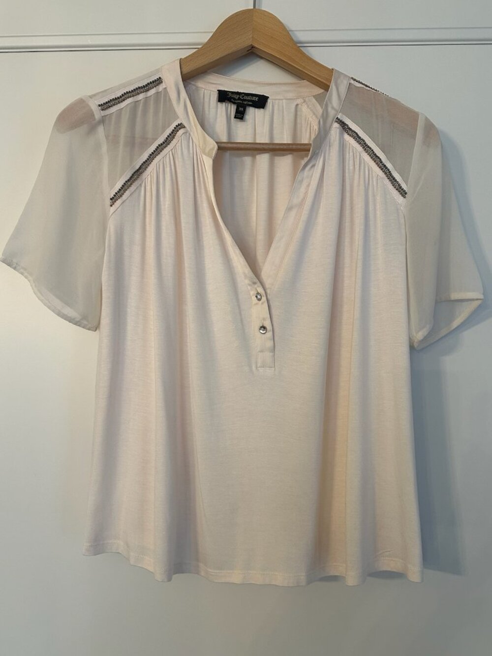 Pale Peach Breezy Summery Blouse Top XS Shiny Buttons Juicy Couture